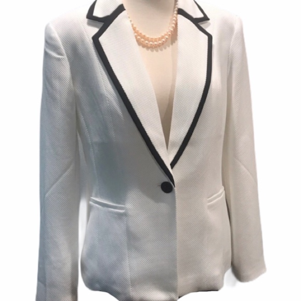 Anne Klein White and Black Blazor